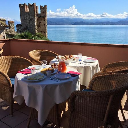 Hotel Degli Oleandri Sirmione Ngoại thất bức ảnh