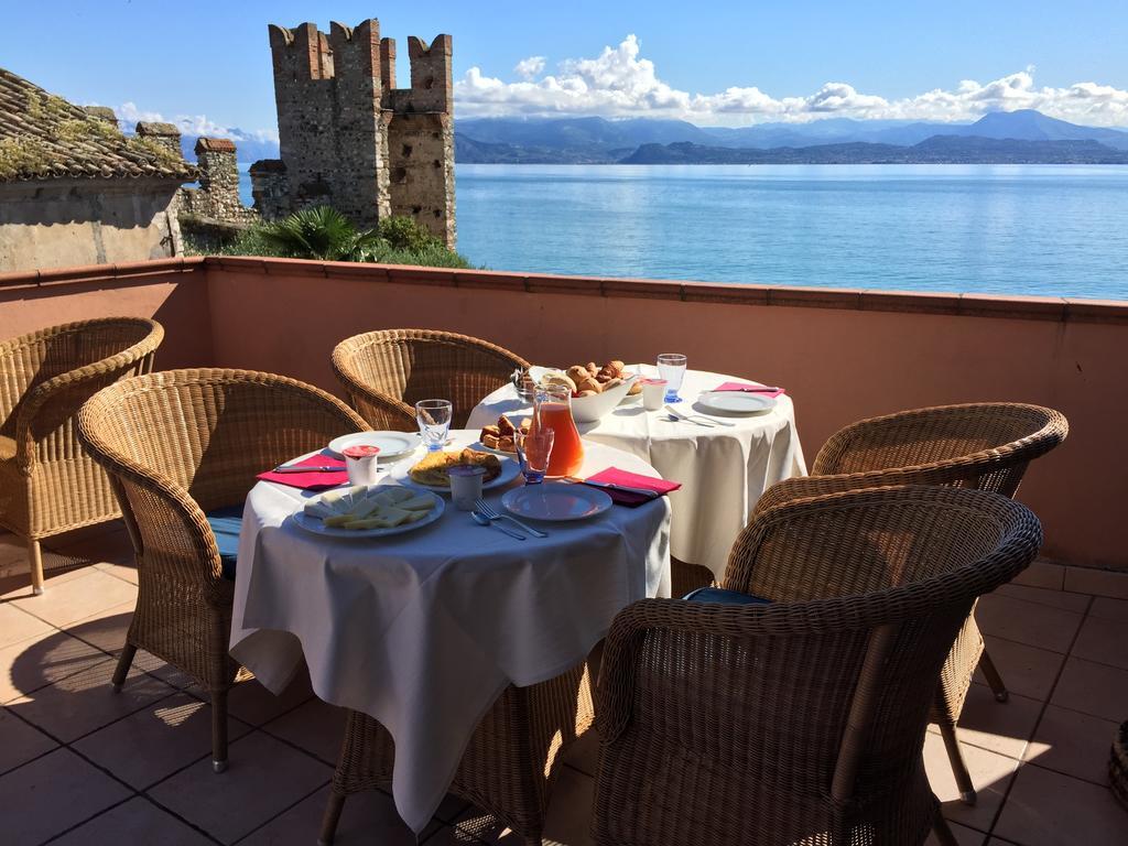 Hotel Degli Oleandri Sirmione Ngoại thất bức ảnh