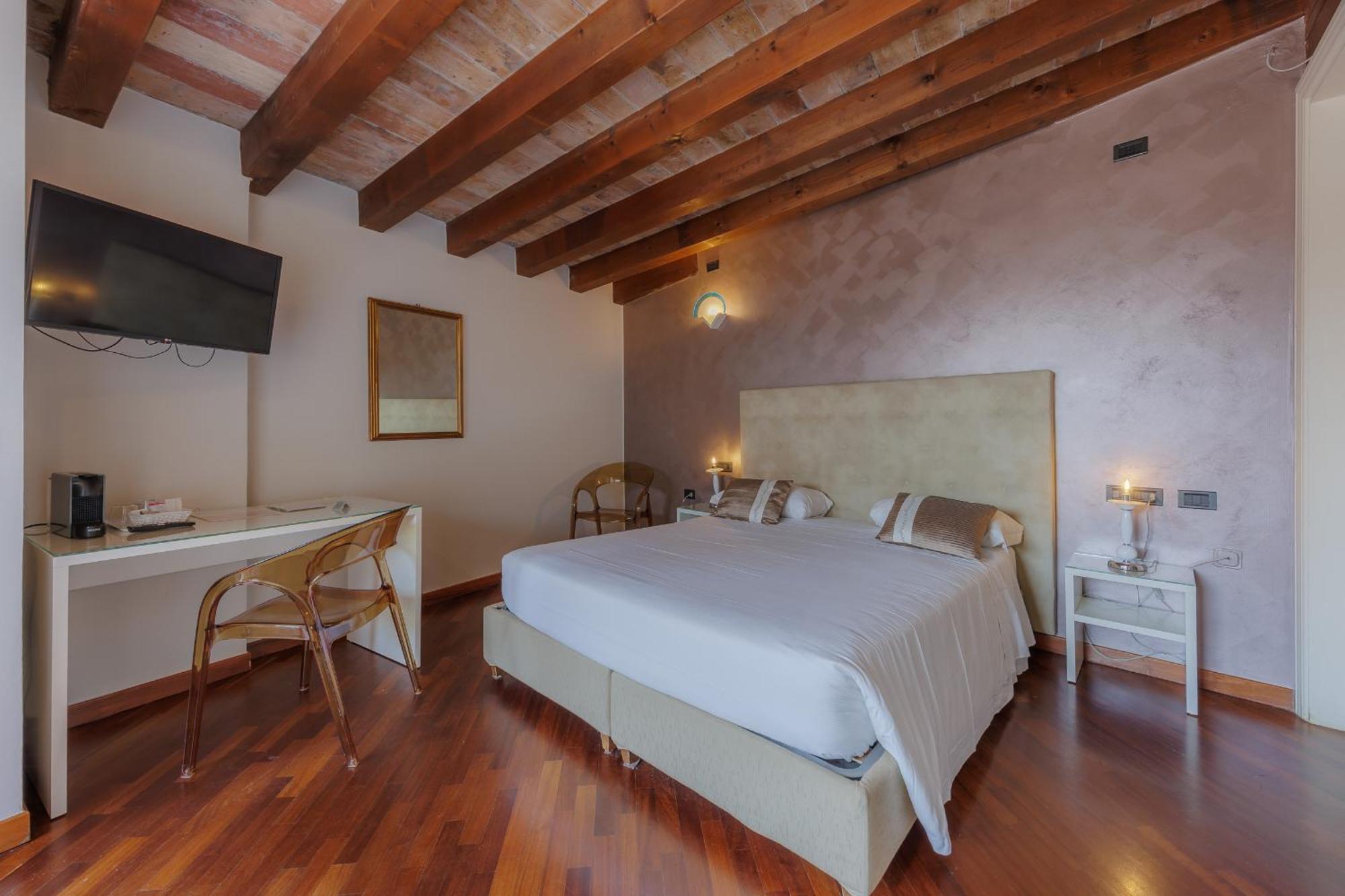 Hotel Degli Oleandri Sirmione Ngoại thất bức ảnh